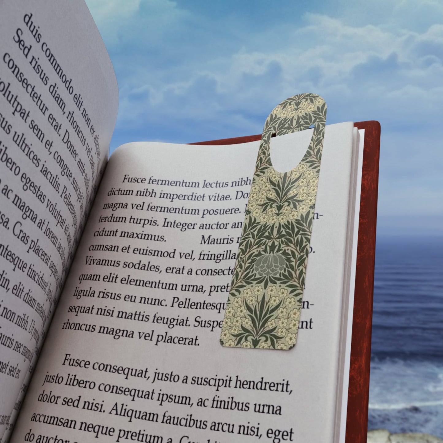 William Morris Daisy & Oak Bookmark - Elegant William Morris Bookmark