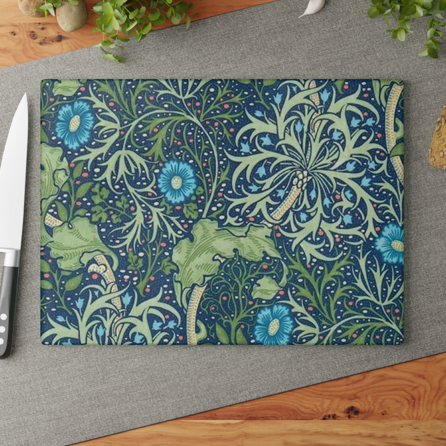 William Morris Seaweed Glass Cutting Board