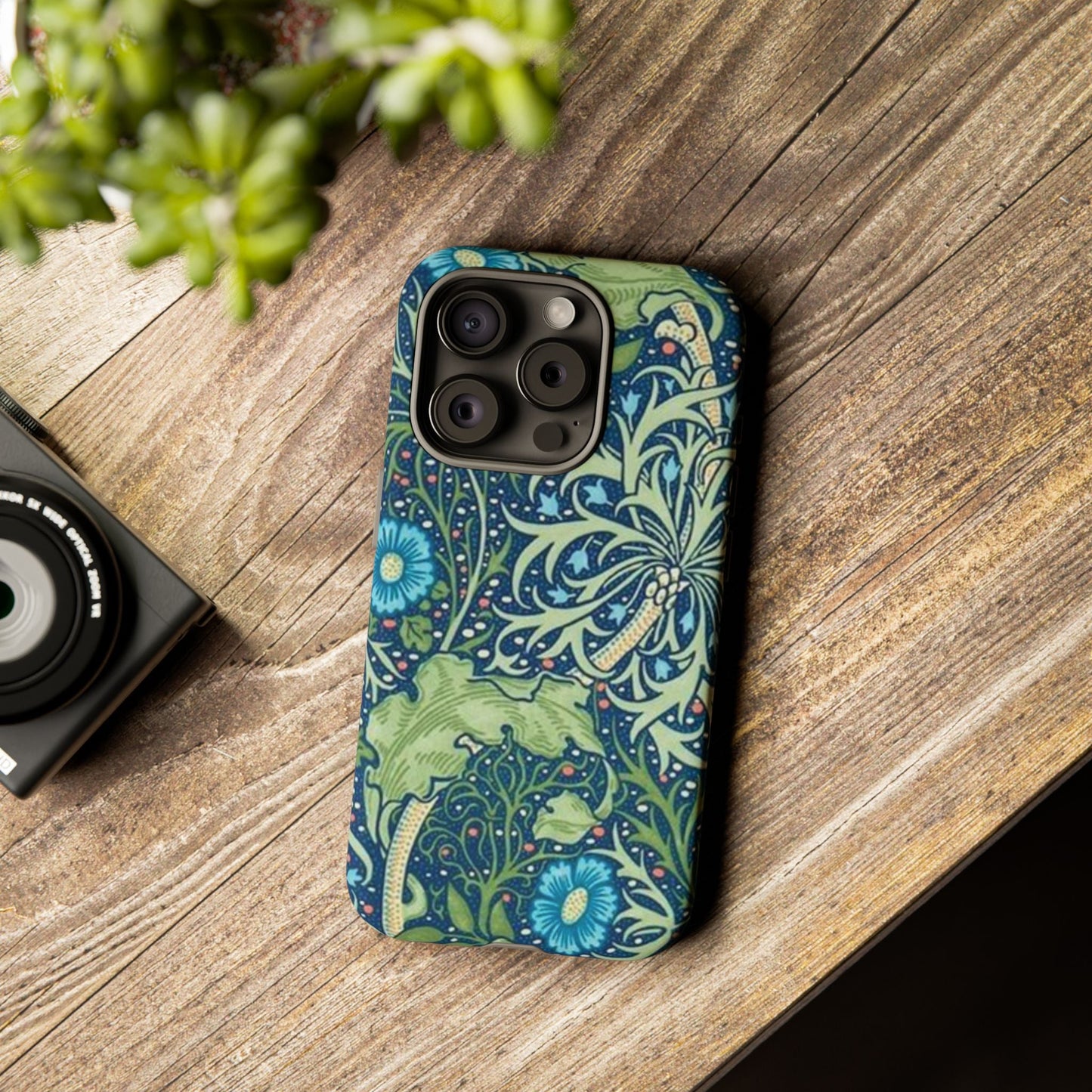 William Morris Seaweed iPhone Tough Case