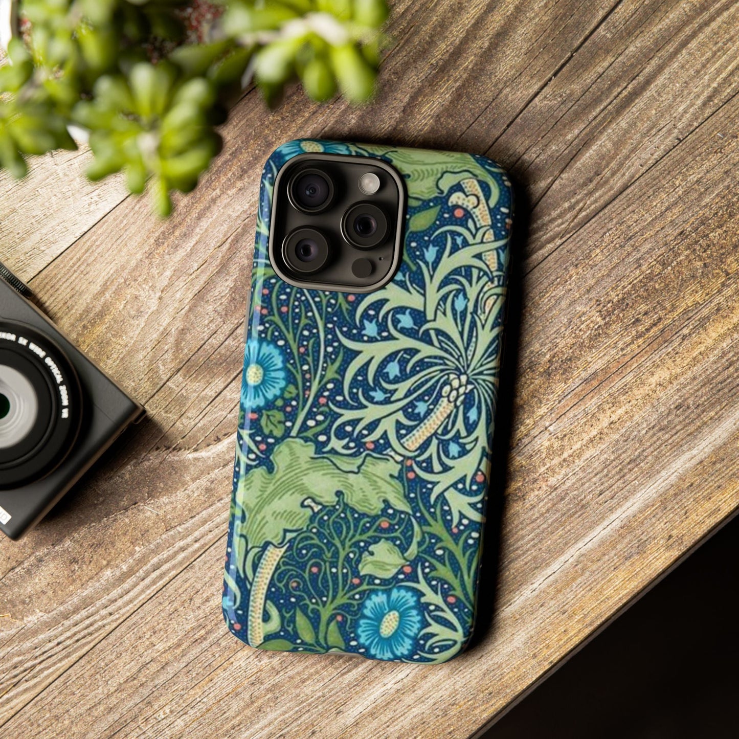 William Morris Seaweed iPhone Tough Case